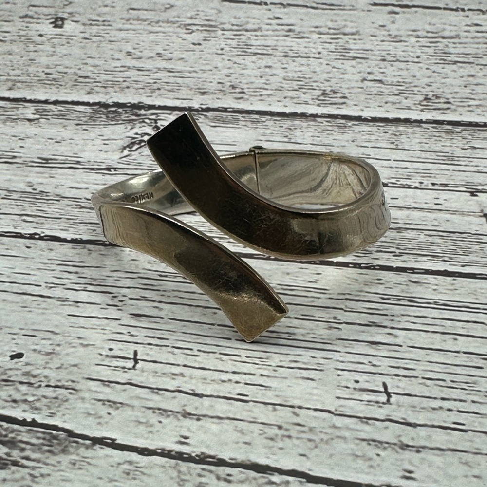 Taxco Vintage Silver Wrap Clamper Bracelet